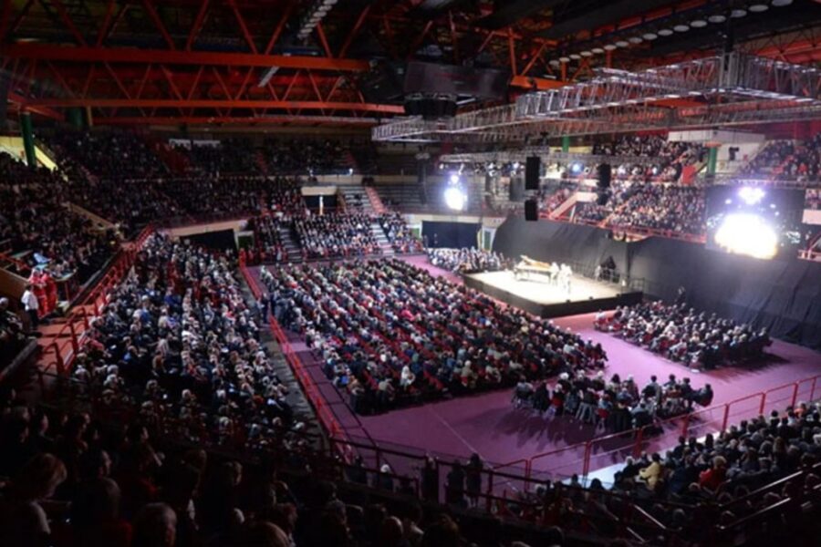 “Gran Teatro PalaGalassi” Forlì al via le prevendite per i primi spettacoli della stagione